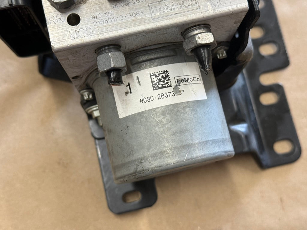 2017-2022 Ford F-250 Super Duty 7.3L Gas ABS Module Anti Lock Braking System