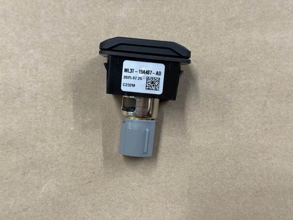 2021-2026 Ford F-150 F-250 F-350 12V Power Outlet Socket "ML3T-19A487-AD"