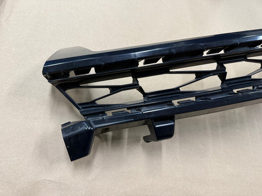 2016-2018 Chevrolet Camaro SS Front Bumper Upper Grille "GM"