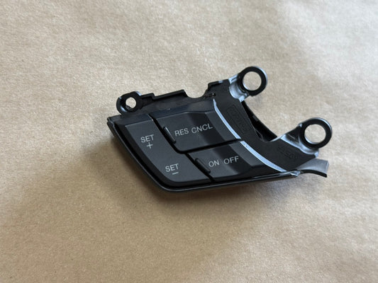 2015-2023 Ford Mustang GT LH Wheel Steering Button Cruise Control Steering