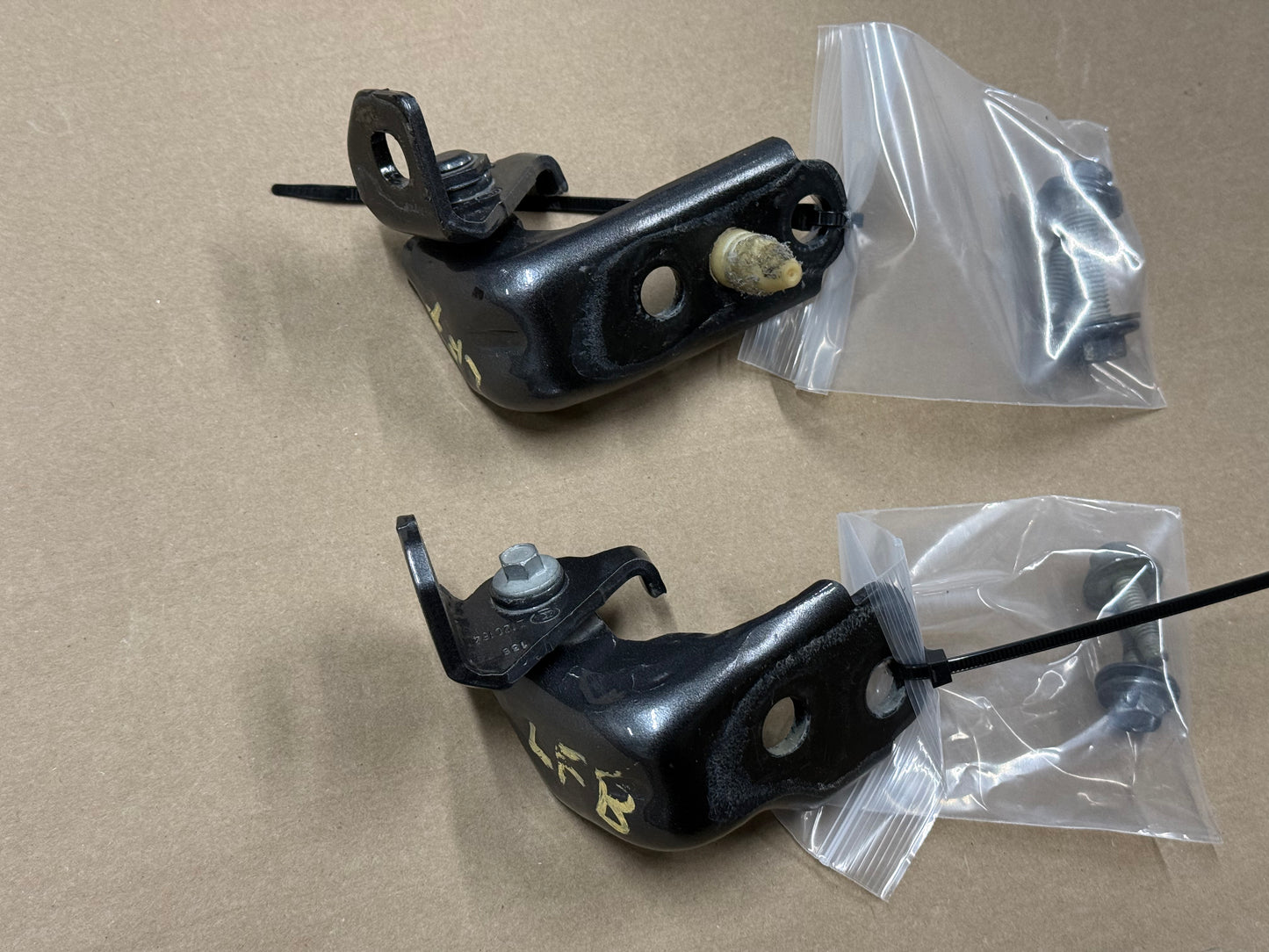 2023-2025 Ford F-250 F-350 Door Hinges LH Driver Front Upper Lower "M7"