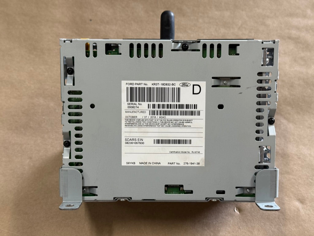 2019 Ford Mustang Touch Screen Face Plate Radio Module USB Port