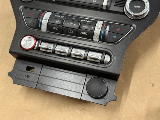 2021 Ford Mustang GT Touch Screen, Face Plate, Radio, Module USB Port