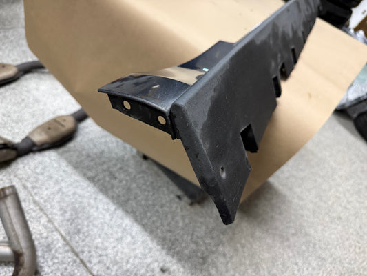 2015-2023 Ford Mustang GT V6 LH Side Skirt Molding Driver Side "J7"