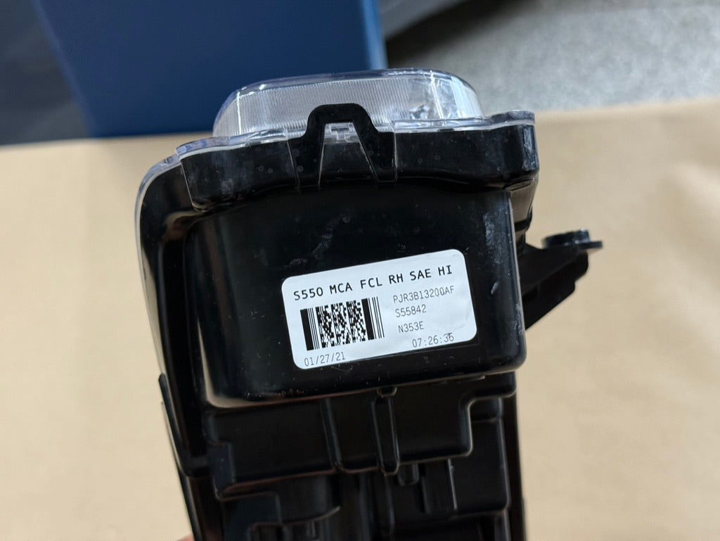 2018-2023 Mustang GT RH Passenger Side Turn Signal Light Fog Light LED