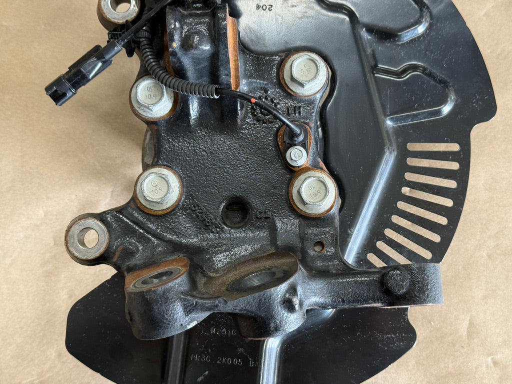 2024-2026 Mustang GT LH Driver Side Front Spindle Knuckle Hub Low Mileage