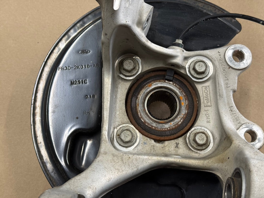 2015-2023 Ford Mustang 5.0 GT RH Passenger Side Rear Spindle Knuckle Hub