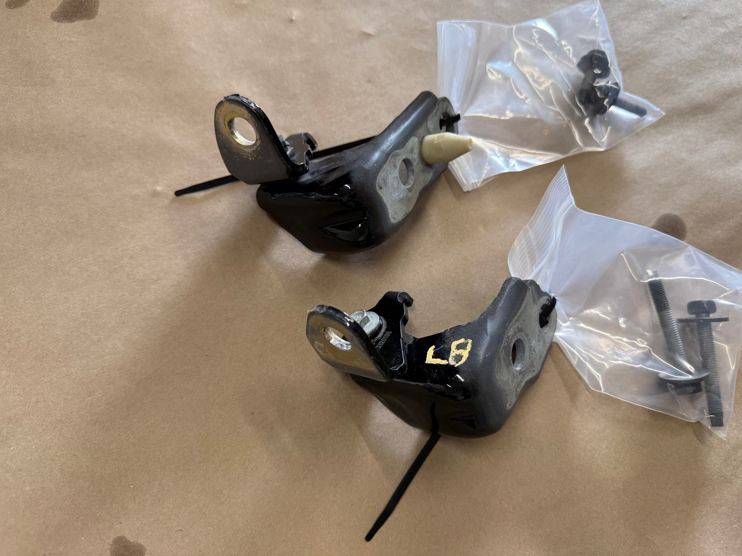 2015-2023 Mustang GT GT500 GT350 Door Hinges LH Driver Upper Lower "G1"