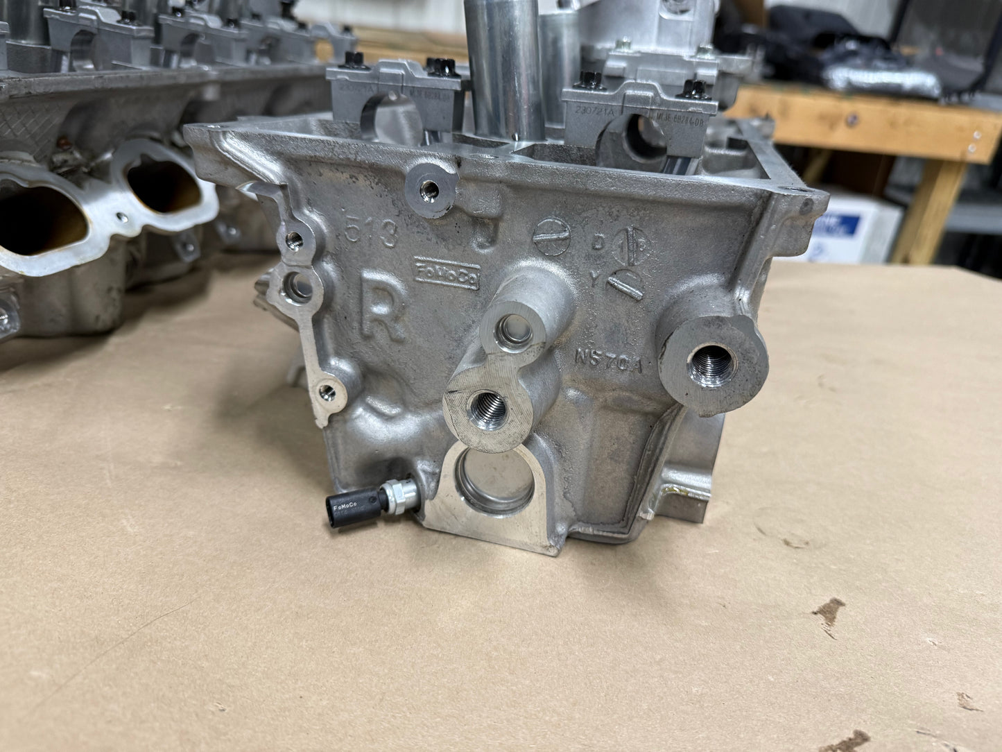 2024-2026 Ford Mustang DOHC Cylinder Heads RH LH Pair Valves 5.0L Coyote Gen 4