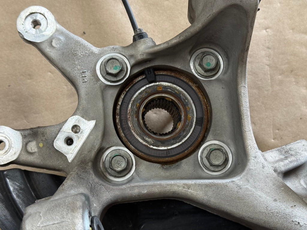 2024-2026 Ford Mustang GT LH Driver Side Rear Spindle Knuckle Hub