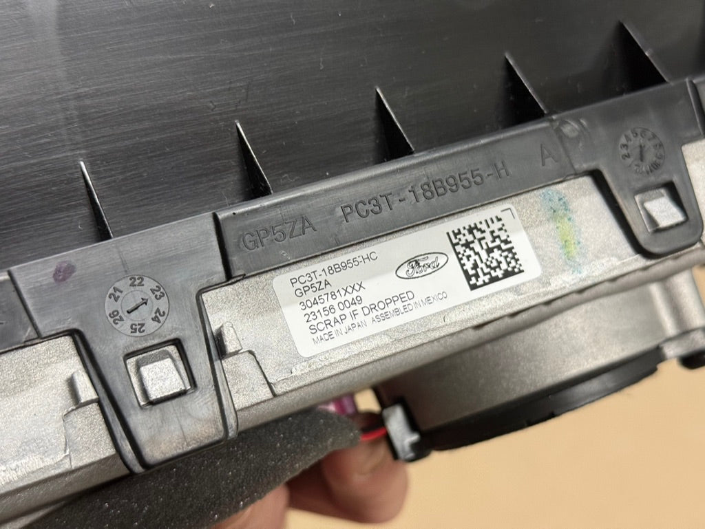 2023 Ford F-250 Super Duty 6.7L Diesel Instrument Gauge Cluster