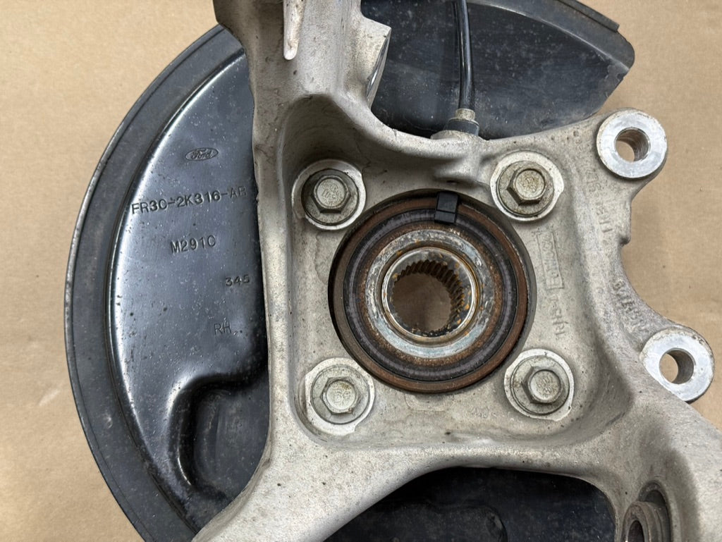 2015-2023 Ford Mustang 5.0 GT RH Passenger Side Rear Spindle Knuckle Hub