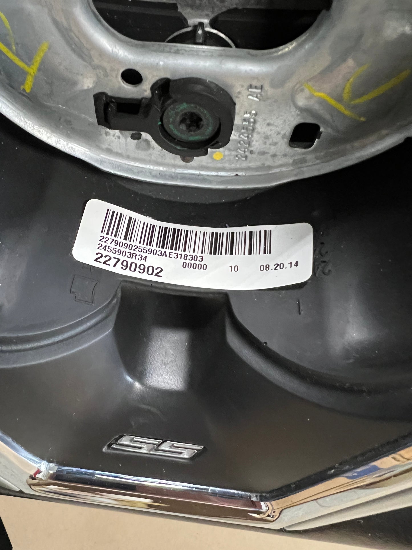 2012-2015 Chevy Camaro SS Wheel Steering Black "Manual"