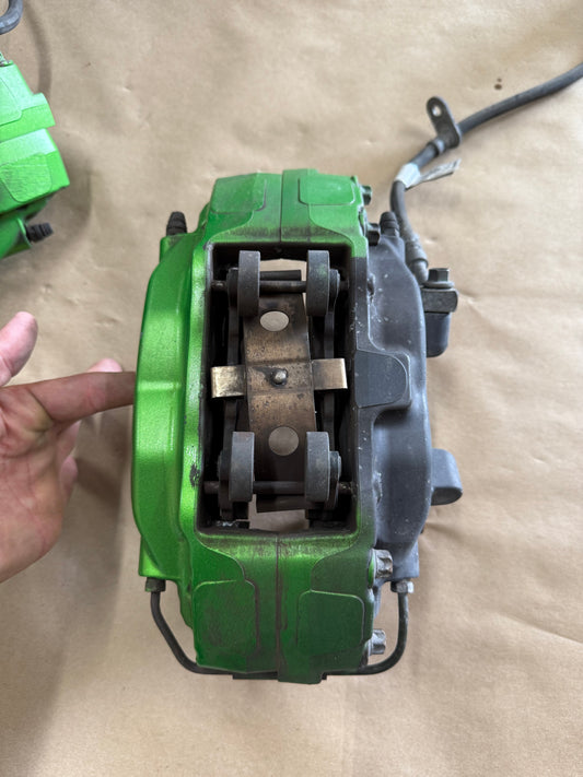 2010-2015 Chevrolet Camaro SS Brembo Front Brakes Calipers