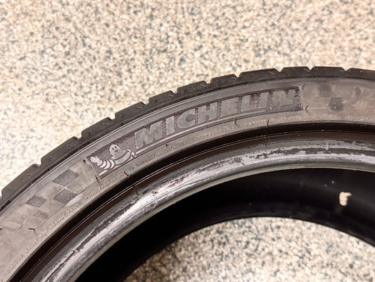 Michelin Pilot A/S 3 275/35 ZR20 Tire