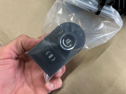 2014-2015 Chevrolet Camaro ZL1 SS Heads Up Display HUD Screen Unit GM