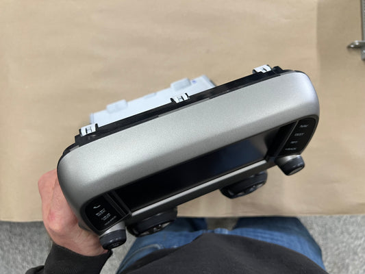 2014 Chevrolet Camaro SS MyLink Premium Radio Face Plate GM