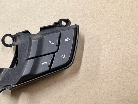 2015-2023 Ford Mustang GT RH Wheel Steering Button Sync Control - OEM