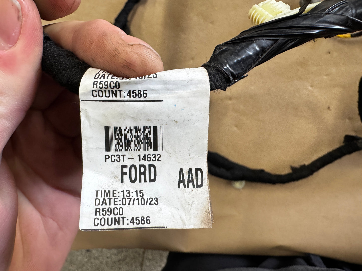 2023-2026 Ford F-250 Crew Cab RH Passenger Rear Door Wiring "PC3T-14632-AAD"