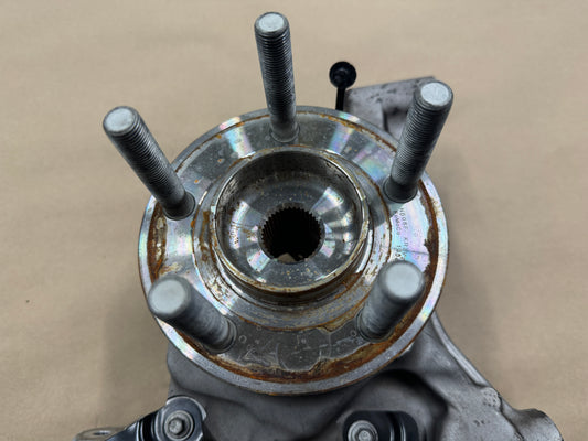 2020-2022 Ford Mustang GT500 CFTP LH Driver Side Front Spindle Knuckle Hub