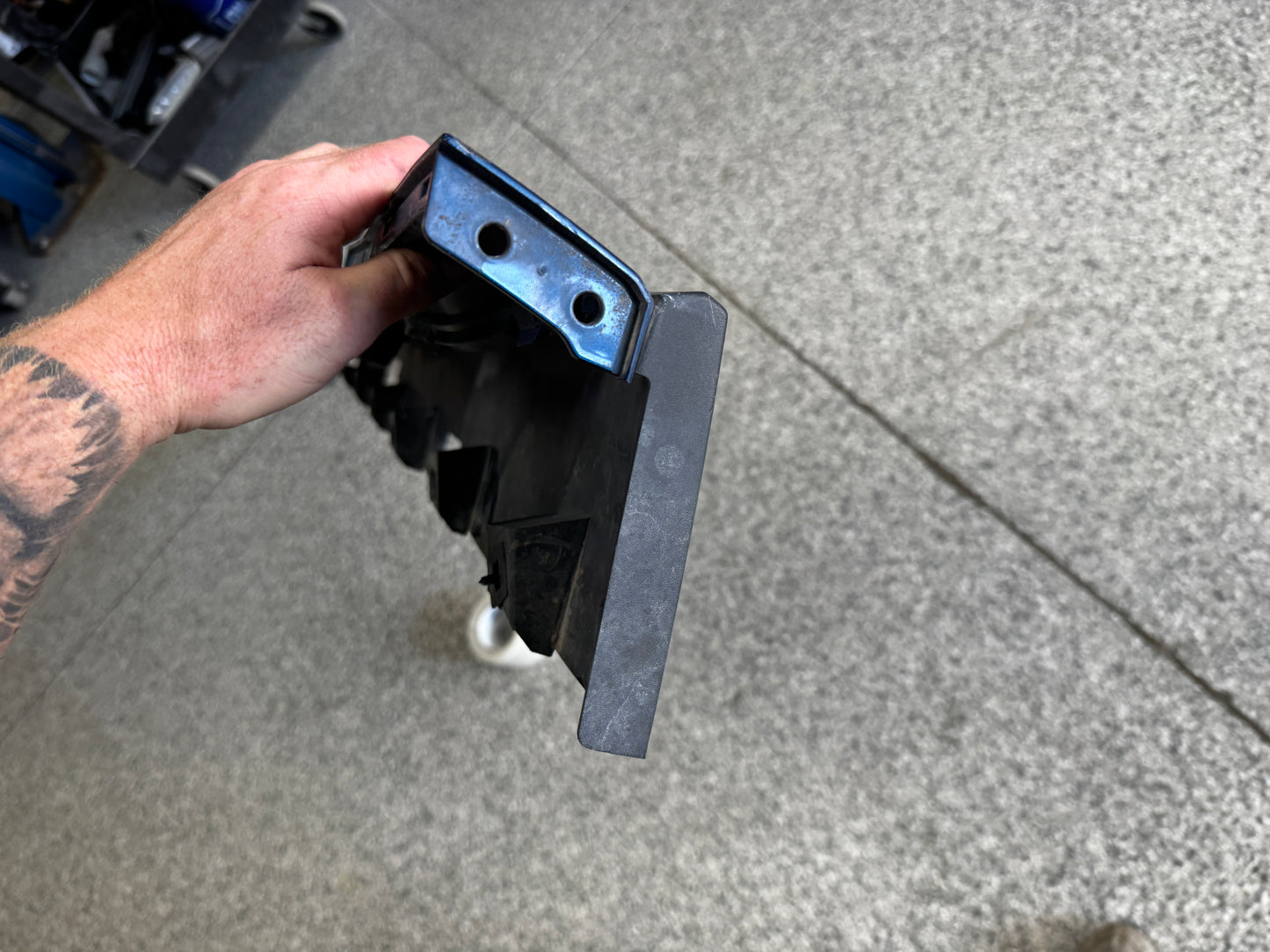 2024 Mustang GT LH Driver Side Skirt Molding B3