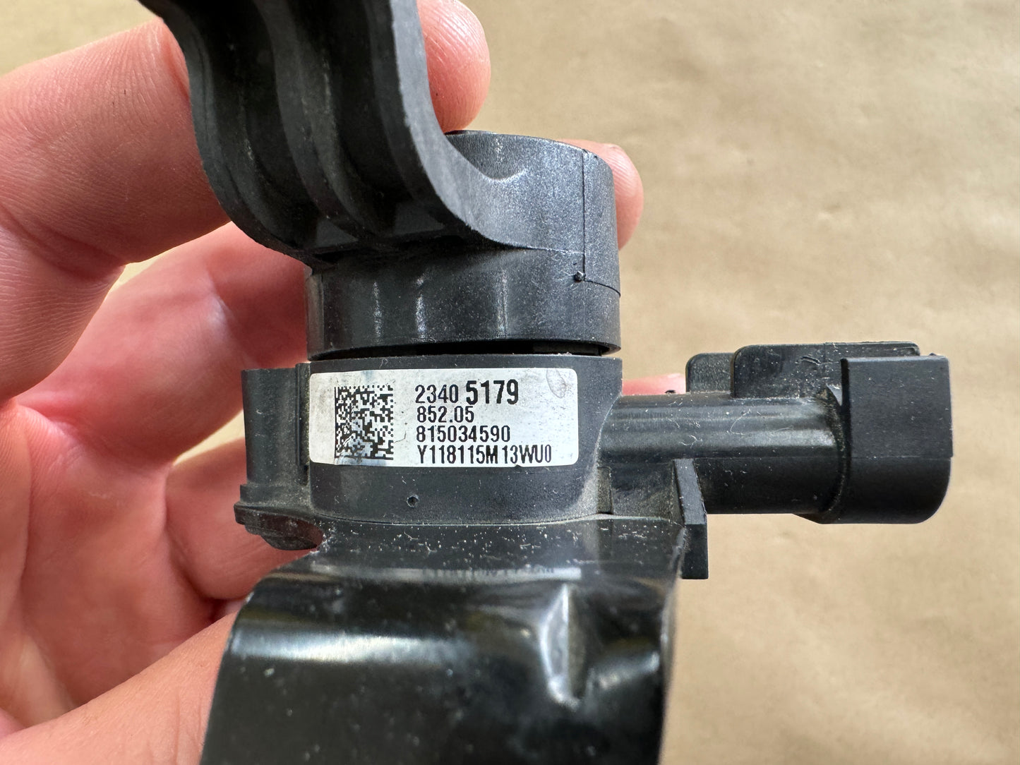 2016-2023 Camaro ZL1 Front RH Passenger MagneRide Magnetic Ride Sensor