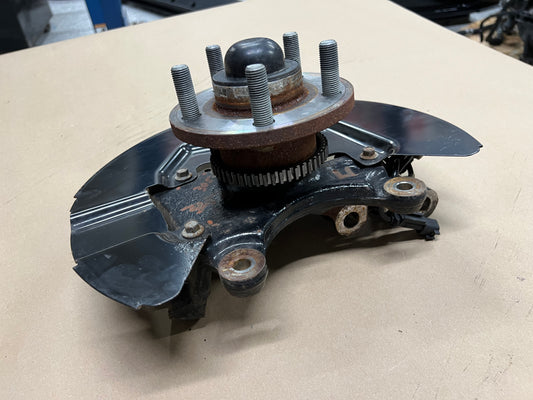 2015-2020 Ford Mustang 5.0L GT LH Driver Side Front Spindle Knuckle Hub