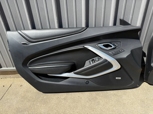 2016-2024 Chevrolet Camaro SS Coupe RH LH Pair Door Panels Black Leather