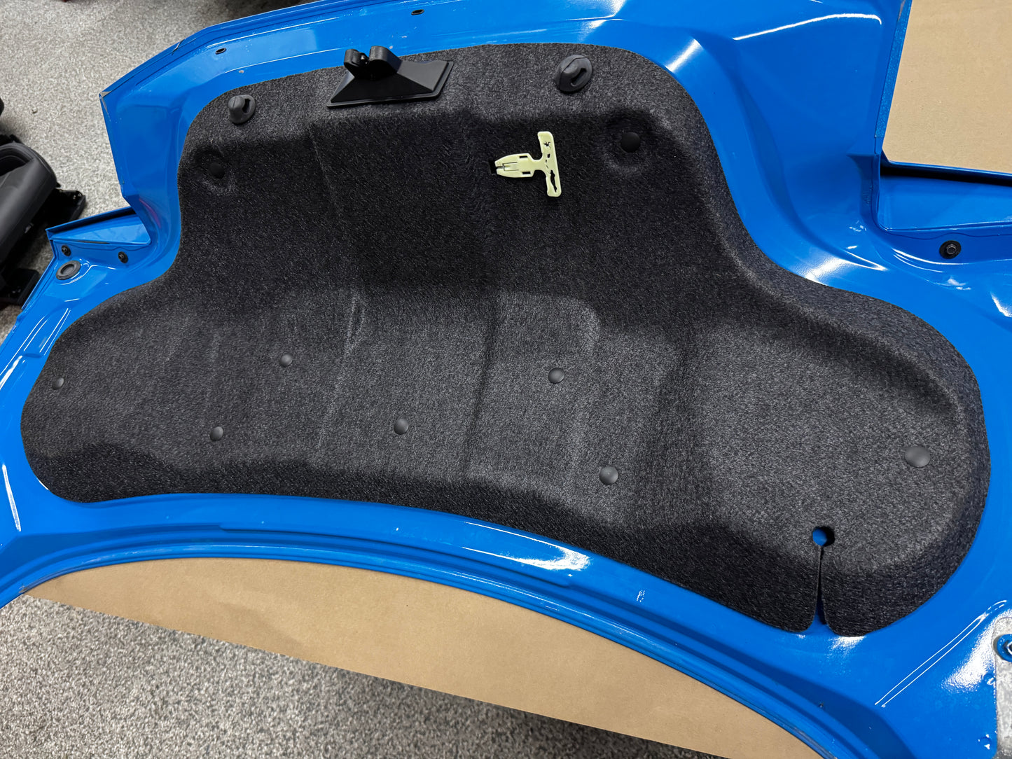 2024-2025 Mustang GT Coupe Trunk Lid Grabber Blue