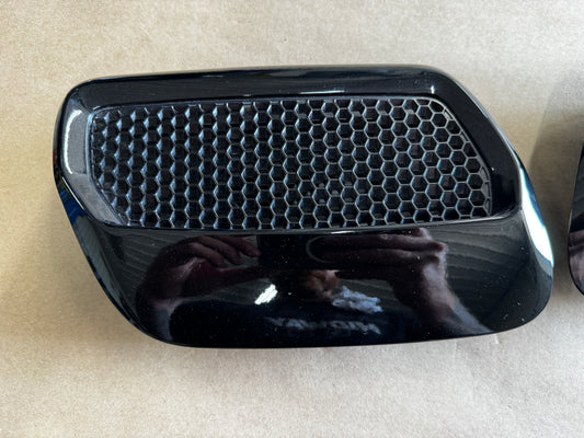 2018-2023 Ford Mustang GT 5.0 Hood Insert Vents RH LH Pair Black G1