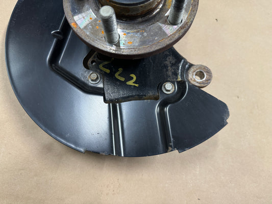 2015-2020 Ford Mustang 5.0L GT LH Driver Side Front Spindle Knuckle Hub - OEM