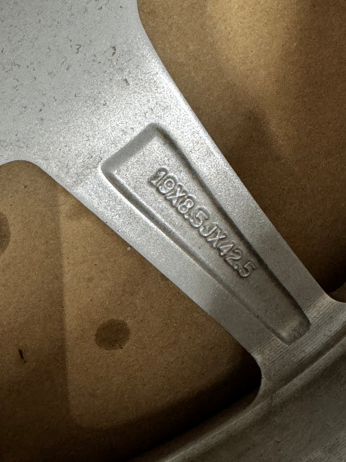 2024-2026 Ford Mustang GT 5.0 19x8.5" Wheel Rim Continental 255/40/19 - OEM