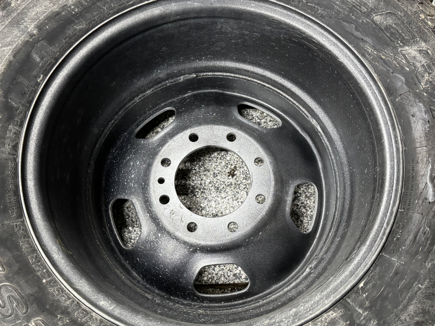 2023-2025 F-250 F-350 Super Duty 6.7 Spare Tire Bridgestone 275/70/18