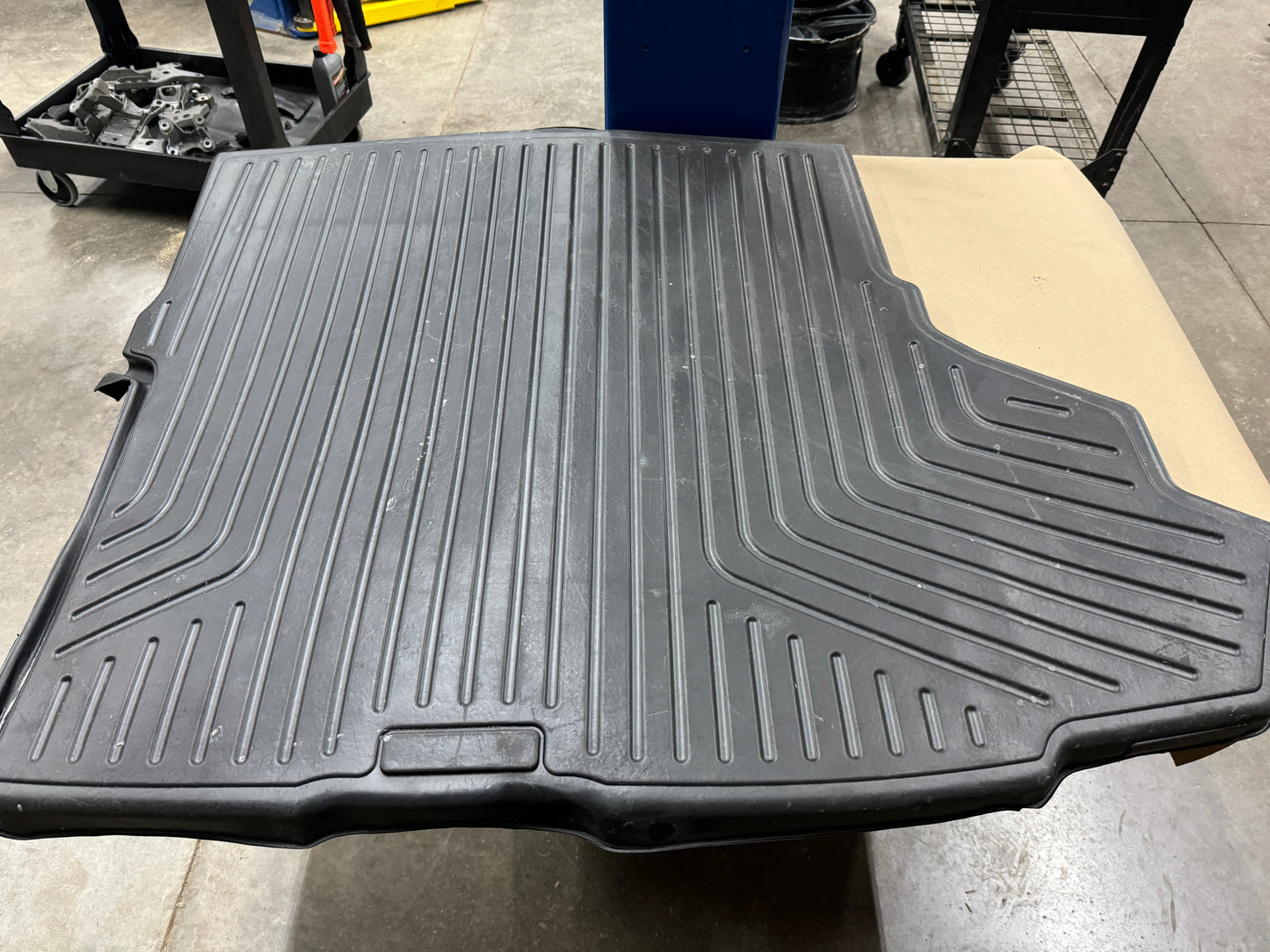 2015-2023 Mustang Husky rear trunk floor mat w/subwoofer Black