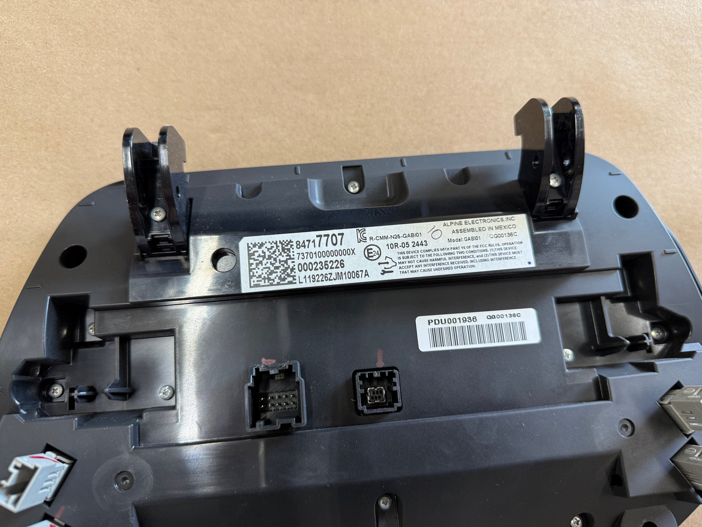 2020 Chevrolet Camaro ZL1 SS Premium Radio Face Plate Screen LED GM