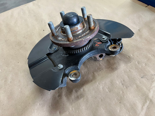 2015-2020 Ford Mustang 5.0L GT LH Driver Side Front Spindle Knuckle Hub