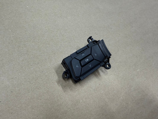 2015-2017 Ford Mustang GT LH Wheel Steering Button OK/Arrows