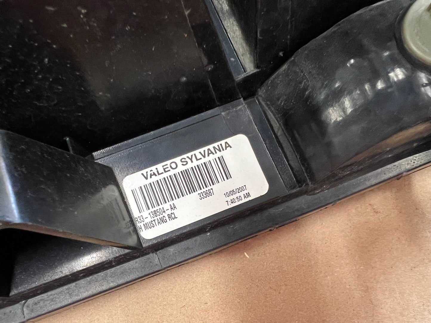 2005-2009 Ford Mustang GT V6 GT500 Tail Light RH Passenger Side