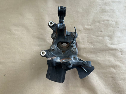 2024-2026 Ford Mustang GT LH Driver Side Front Spindle Knuckle Hub 19k Miles