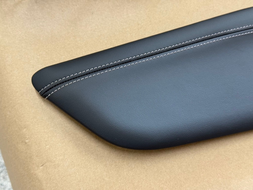 2024-2026 Ford Mustang Center Console Top Leather Wrapped Plastic Knee Pads