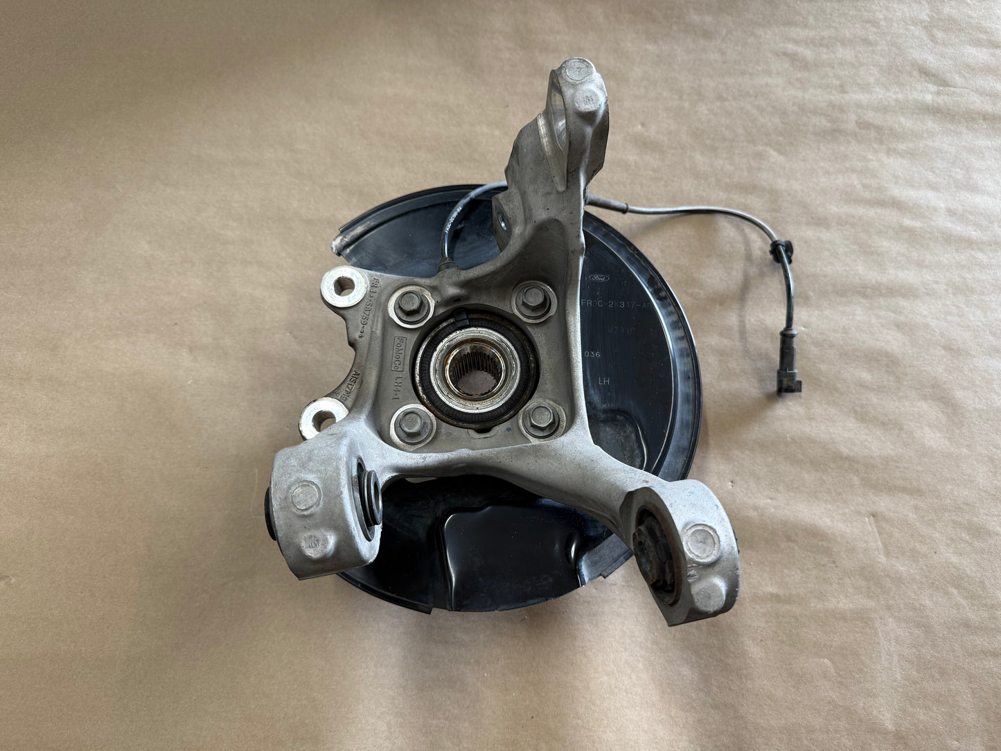 2015-2023 Ford Mustang 5.0 GT LH Driver Side Rear Spindle Knuckle Hub