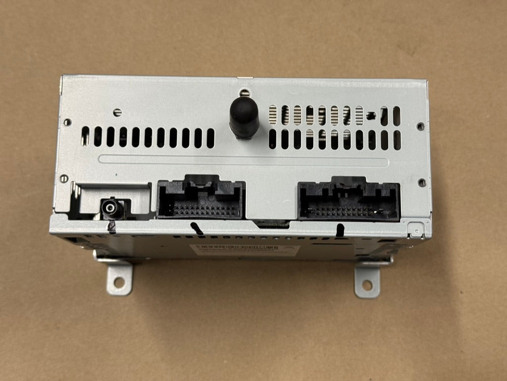 2018-2023 Ford Mustang Radio Head Unit NON Touch Screen 4" Display