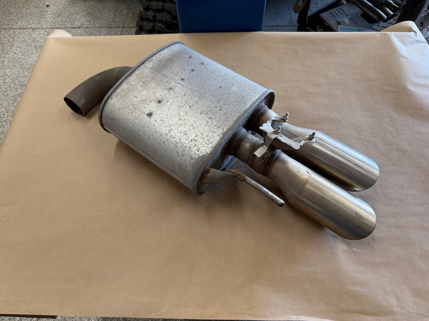 2018-2023 Mustang GT RH Passenger side Active Exhaust Muffler Quad Tip