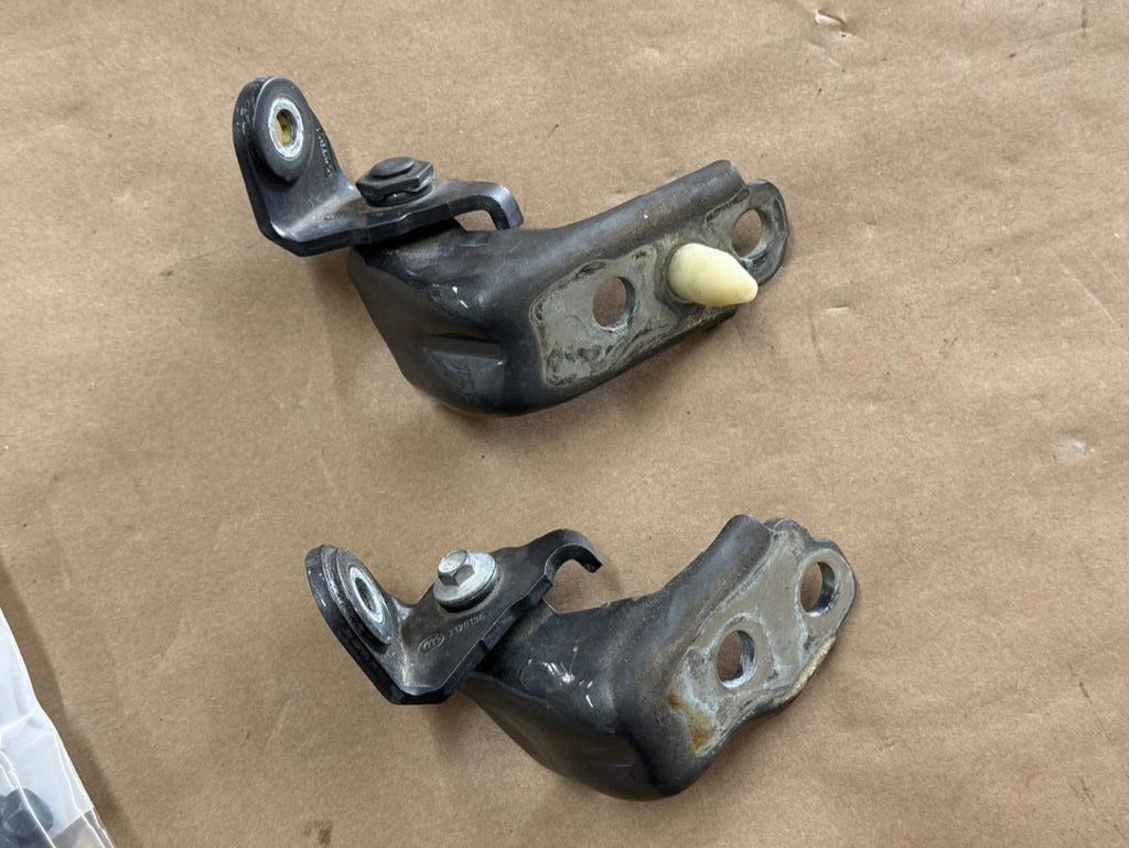 2015-2023 Mustang GT GT500 GT350 Door Hinges LH Driver Upper Lower "M7"