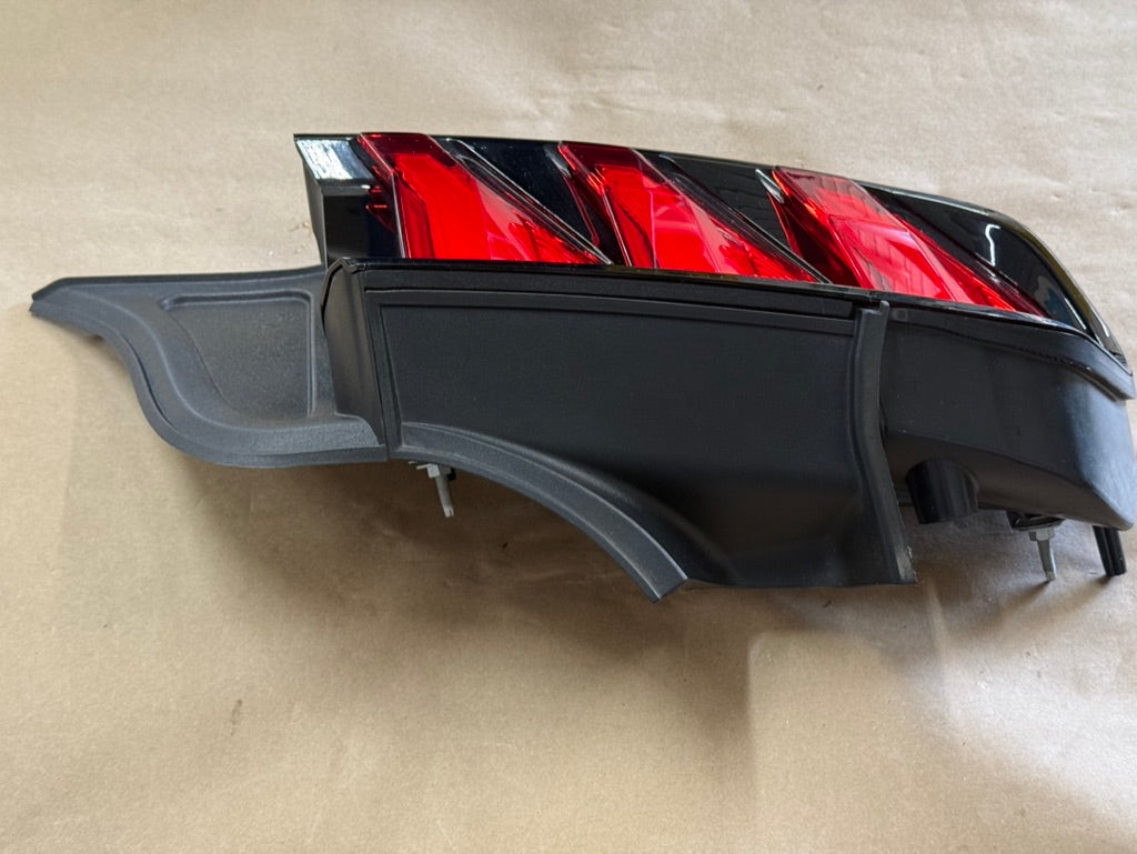 2018-2023 Ford Mustang GT350 GT V6 EcoBoost Tail Light LH Driver Side LED