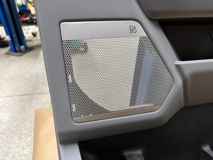 2023-2025 Ford F-250 F-350 Super Duty XLT Sport RH Passenger Front Door Panel