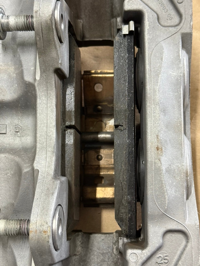 2024-2026 Ford Mustang GT Front 4 Piston BREMBO Brake Calipers Rotors 5k mi
