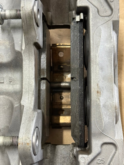 2024-2026 Ford Mustang GT Front 4 Piston BREMBO Brake Calipers Rotors 5k mi