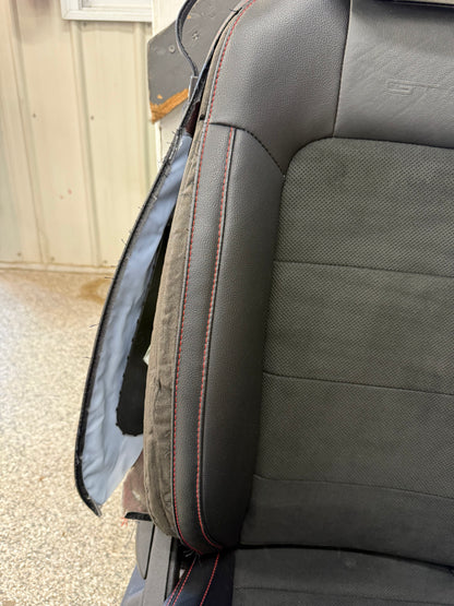 2018-2023 Ford Mustang GT/CS Leather/Suede Front Seats Black Heated/Cooled