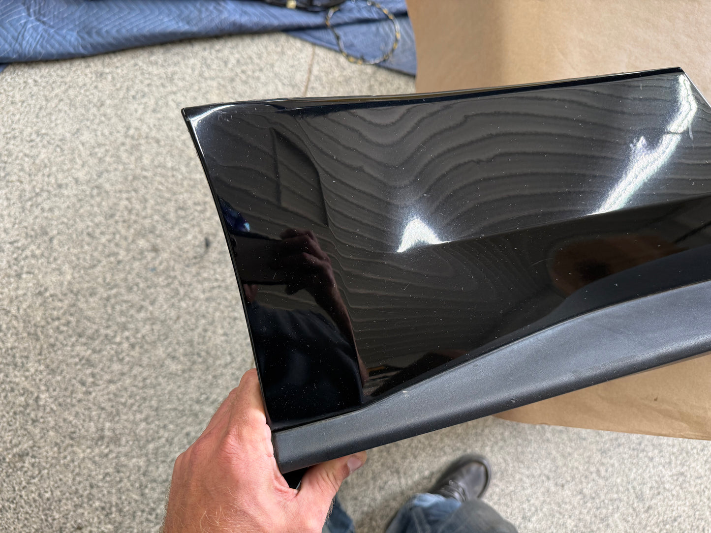 2015-2023 Ford Mustang GT V6 RH Passenger Side Skirt Molding "G1"